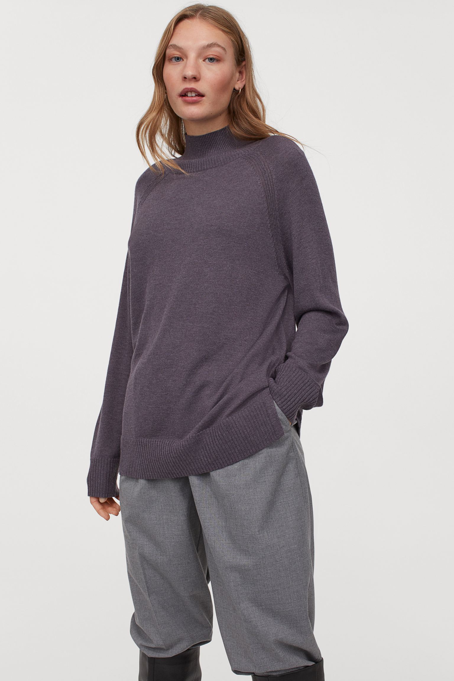 Black Lace Trim Tee - obrazek 2